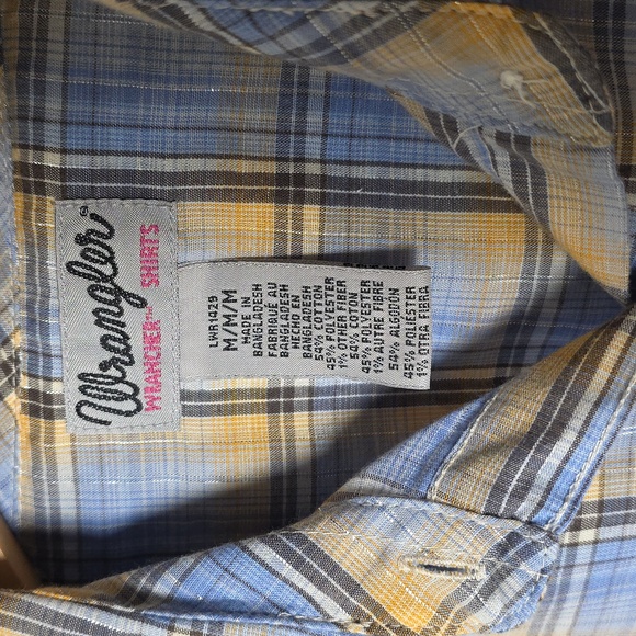 Wrangler Western Women's Blue and Yellow Plaid Shirt With Silver Metallic Thread - Picture 4 of 4